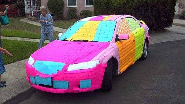 Post-it car prank