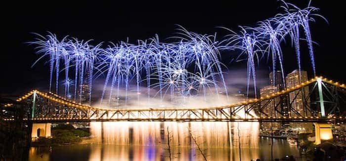 brisbane new year's eve fireworks
