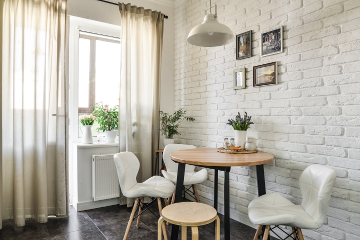 a simple but stylish breakfast nook