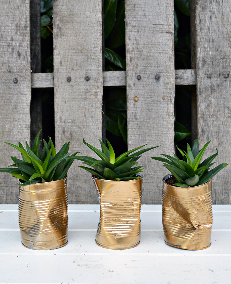 Metallic planters | Airtasker wedding DIY ideas