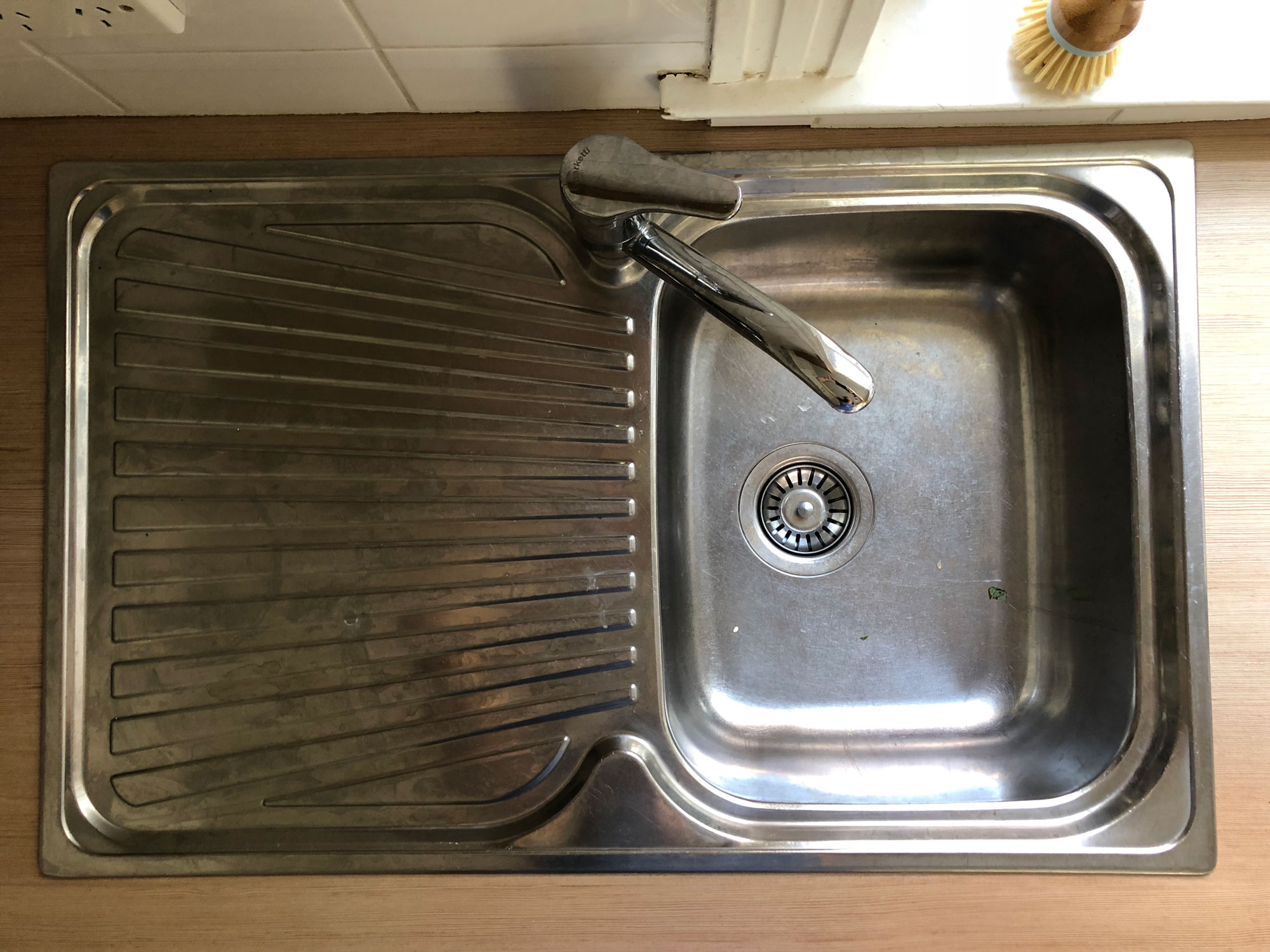 Koala Eco kitchen sink clean before