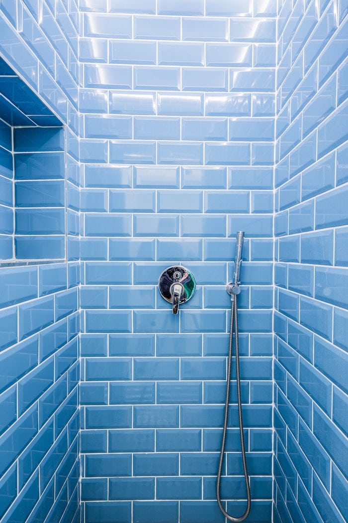 blue bathroom tiles