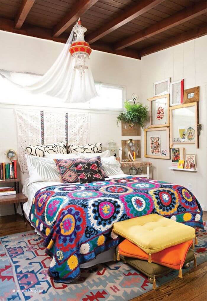 colourful-bohemian-bedroom-decor