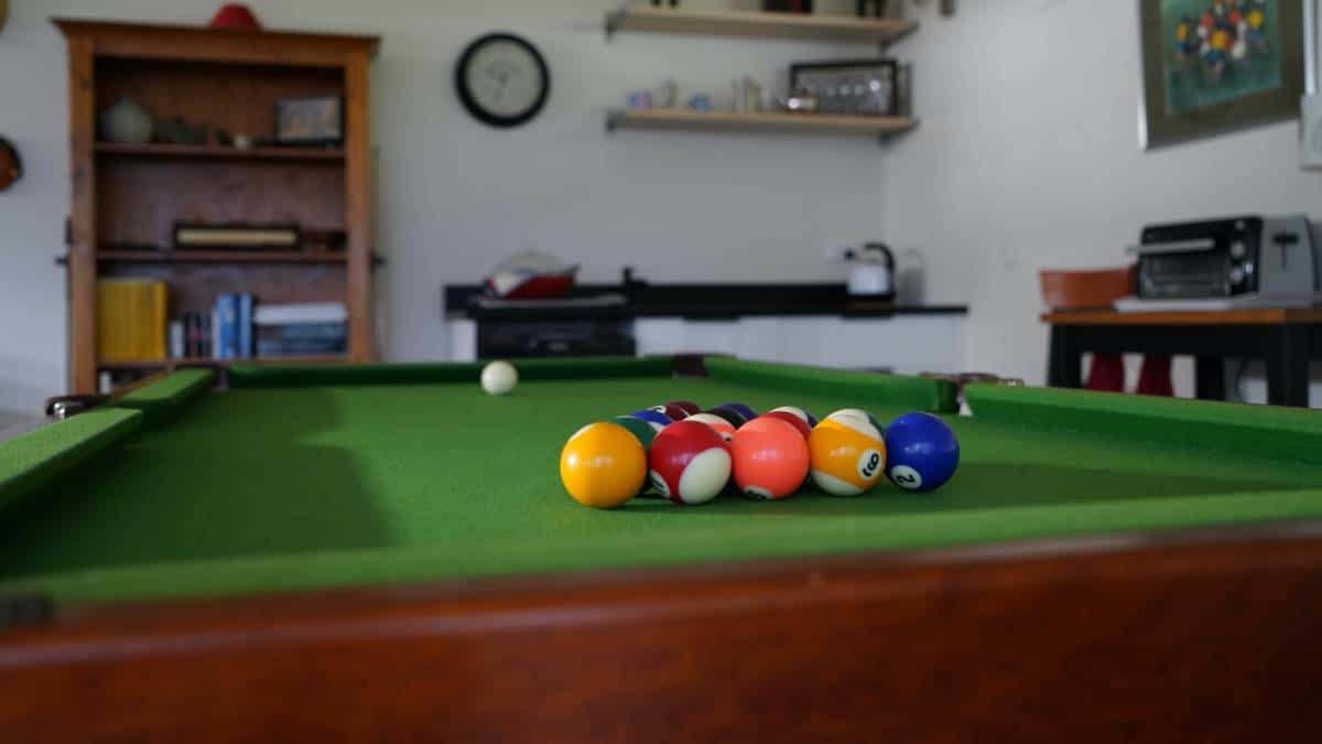 man cave idea pool table