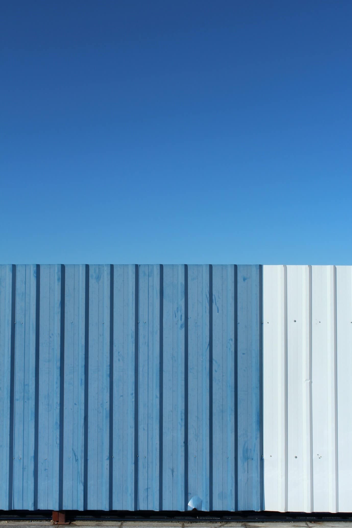 privacy-fence-blue