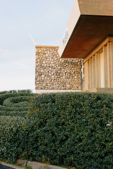 privacy-fence-stone-wall