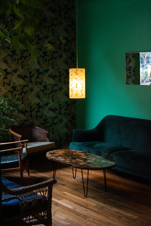 feature-wall-ideas-dark-green