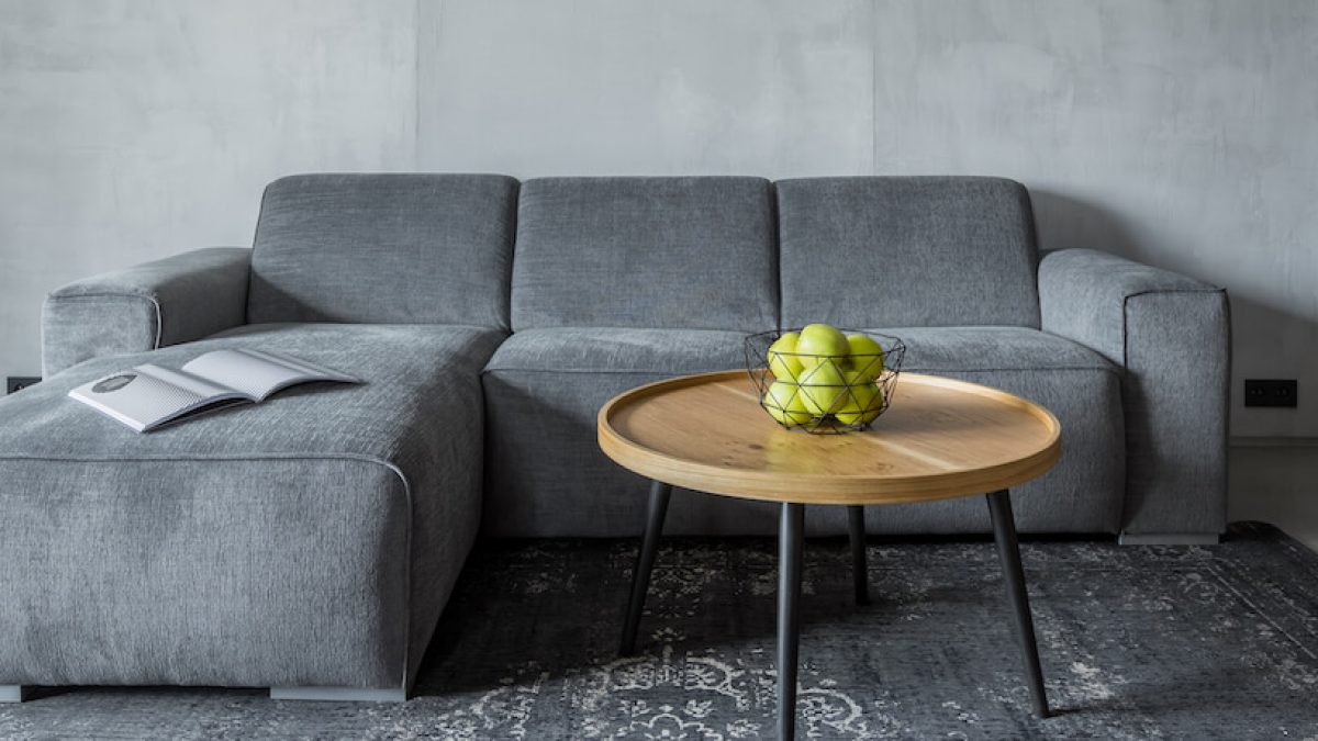 Featured image of post Grey Couch Dark Wood Floors / Around dark floor decorating ideas.
