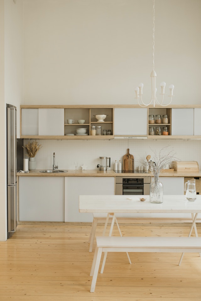 white-kitchen-with-timber