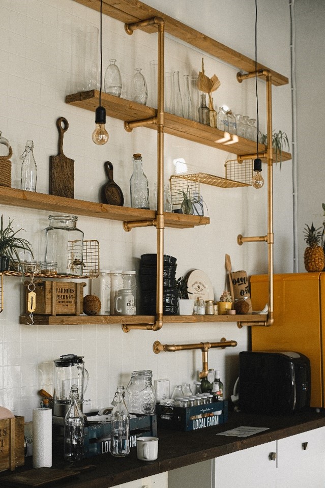 industrial-kitchen-pipe-shelving