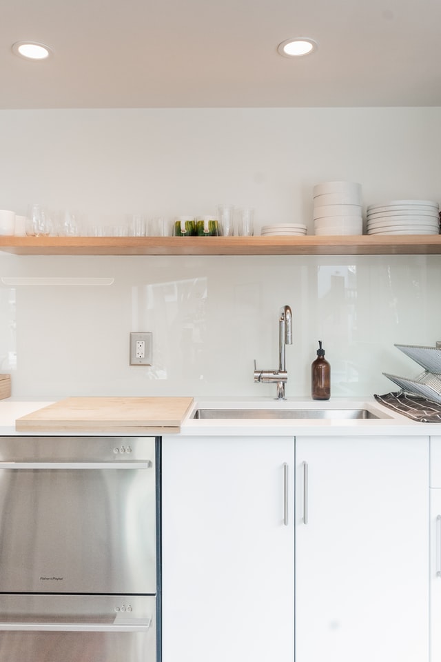 hamptons-kitchen-neat-tidy