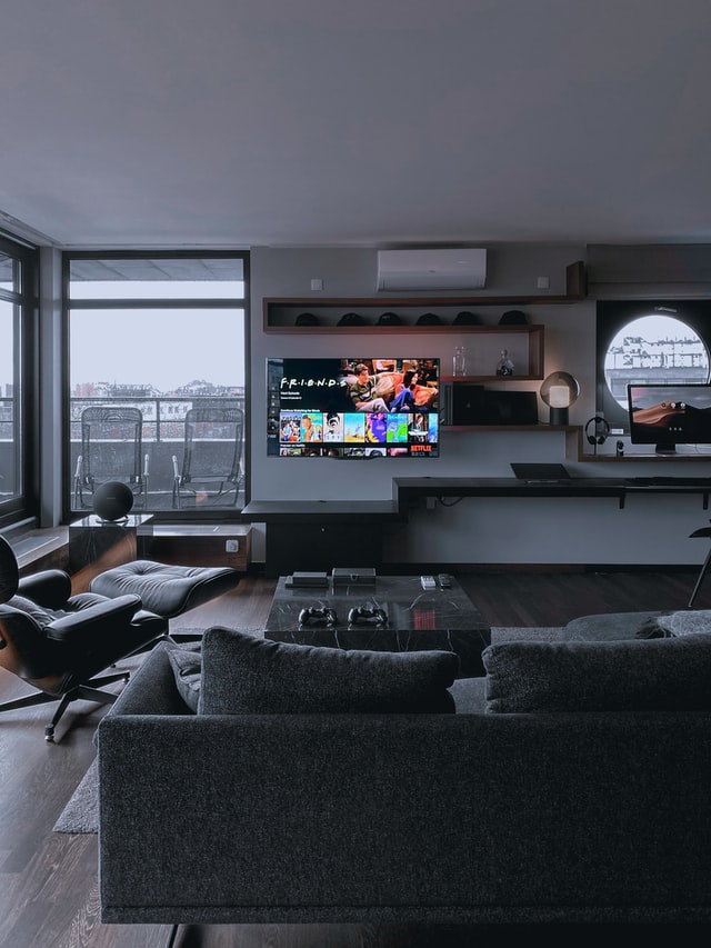 living-room-layout-storage