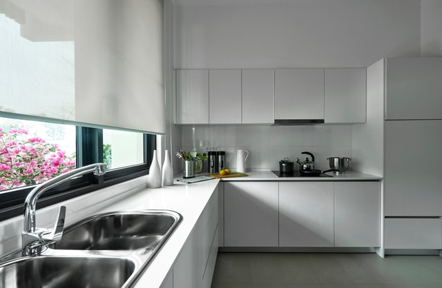 kitchen-layouts-small-L-shaped