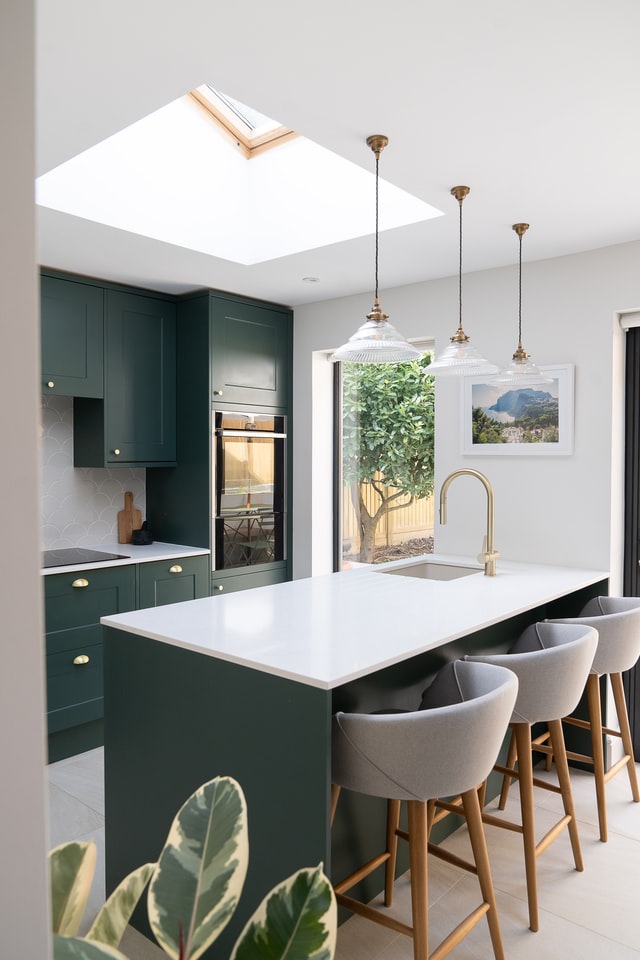 kitchen-colour-schemes-green-grey