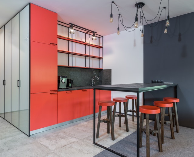 kitchen-colour-schemes-reds