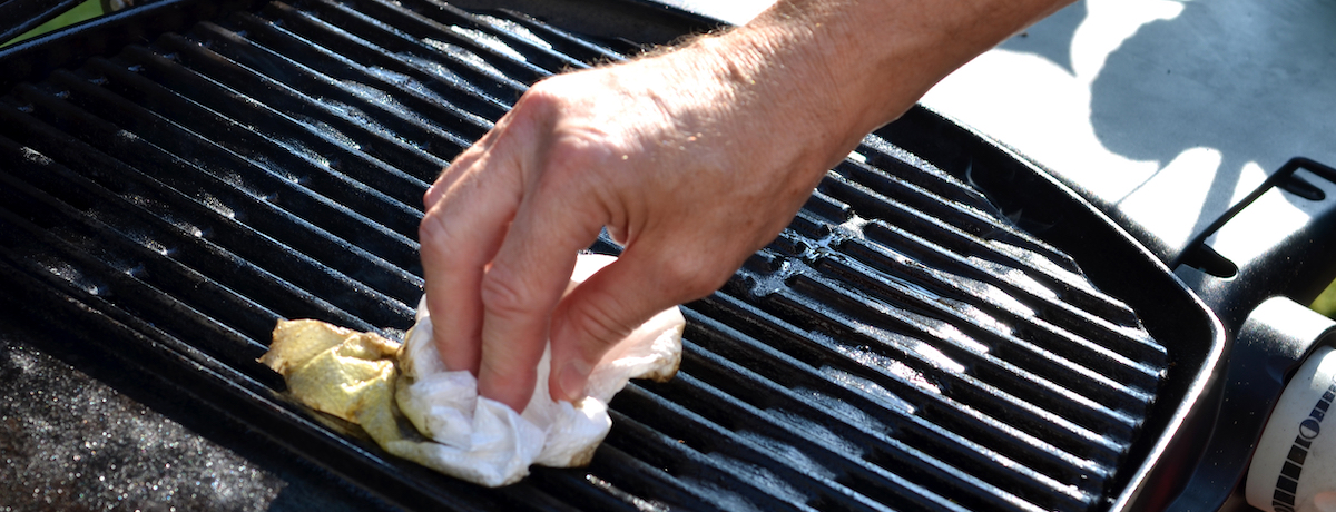 cleaning-bbq