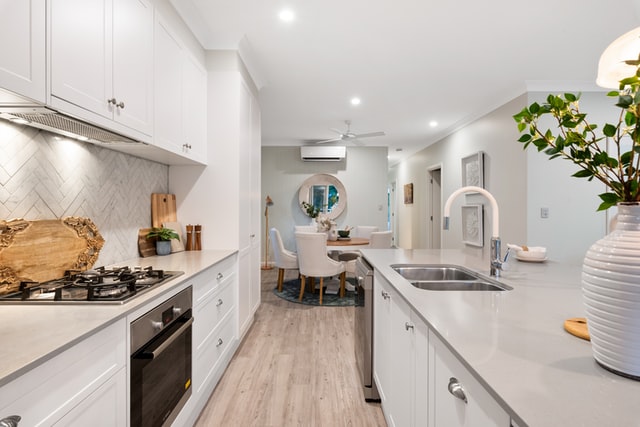 kitchen-lighting-downlights