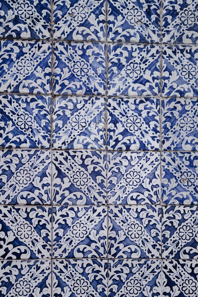 blue-bathroom-blue-tile