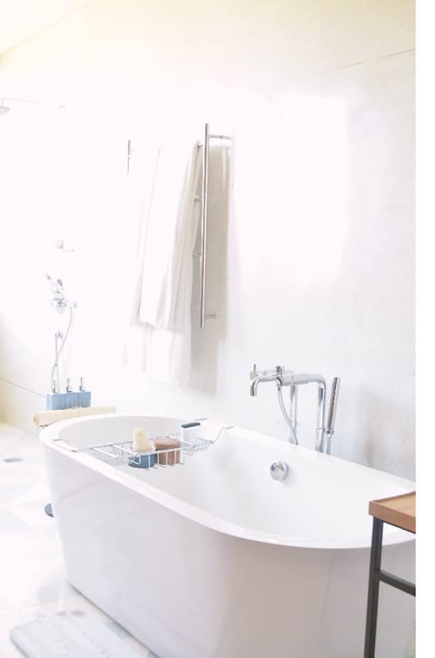 30 Gorgeous Bathroom Shower Ideas We're Swooning Over