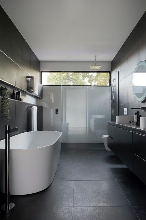 bathroom-shower-greyscales