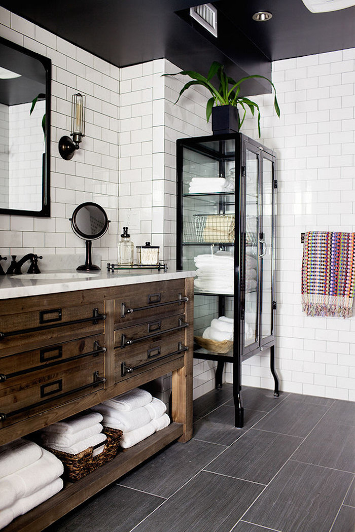 industrial-upcycle-bathroom