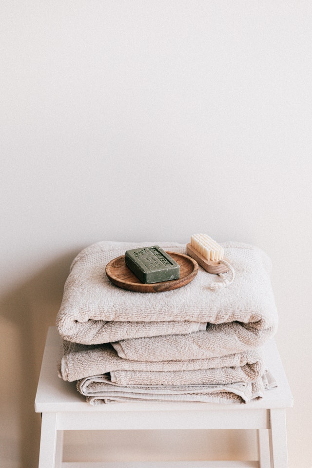 bathroom-storage-stool