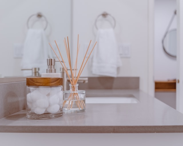 bathroom-storage-decor