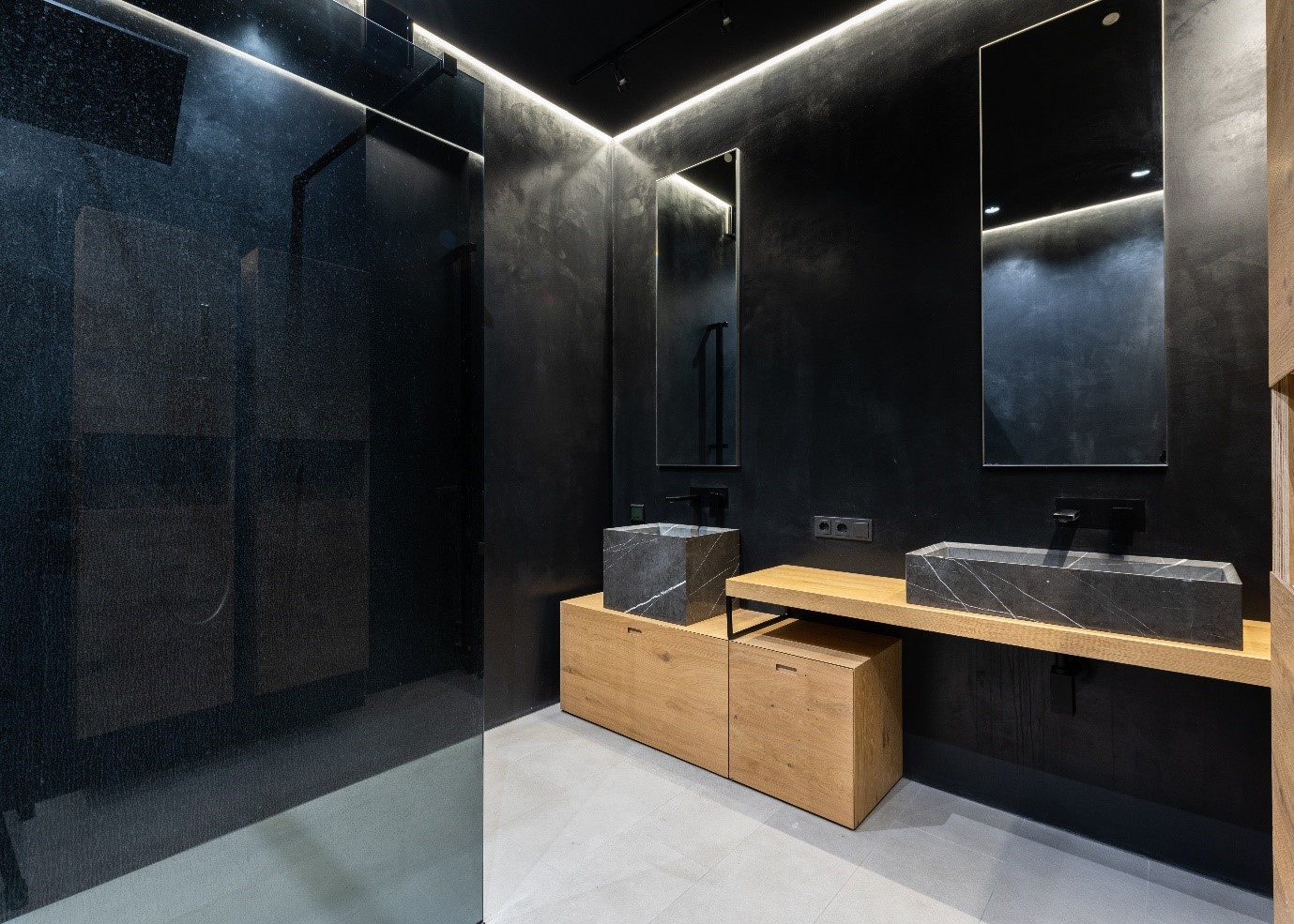 dark-bathroom-contrasts