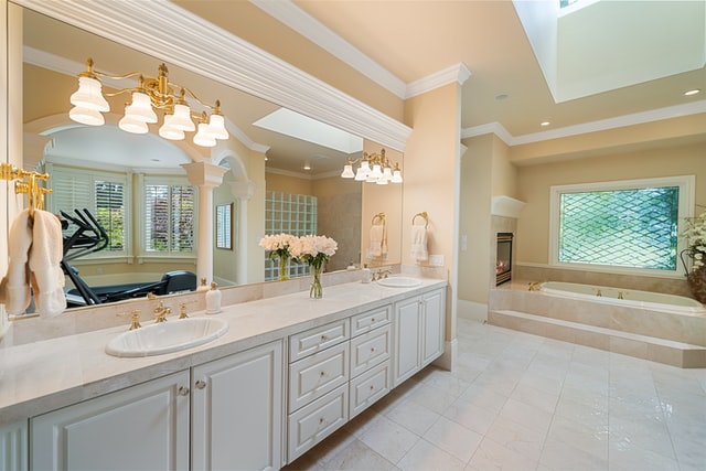 French-provincial-bathroom-oversized-vanity