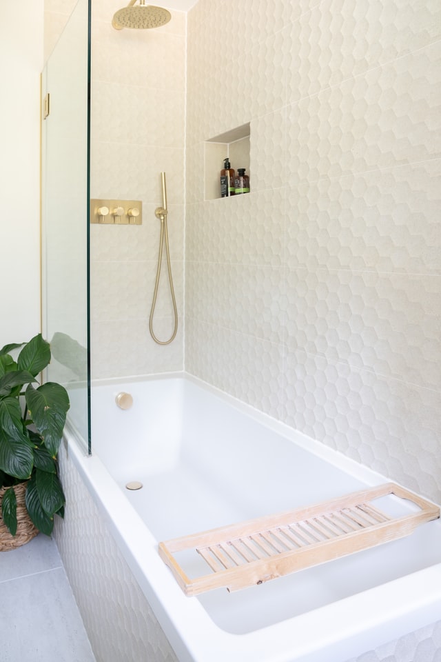 19 Narrow Bathroom Ideas Wet Rooms Powder - Small Bathroom With Bath Designs