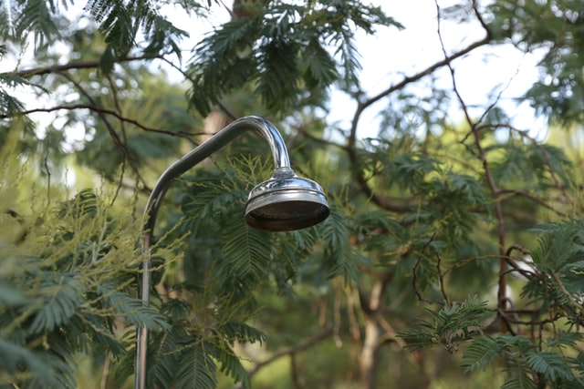 Outdoor shower ideas for your home