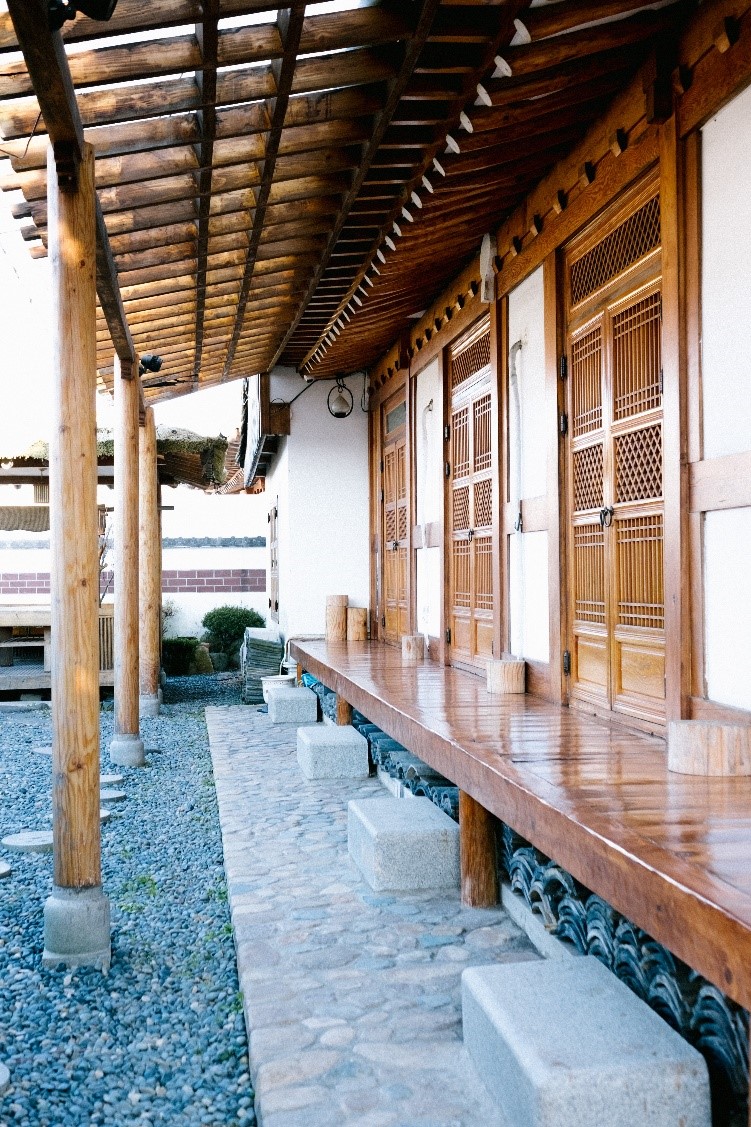 verandah-oriental