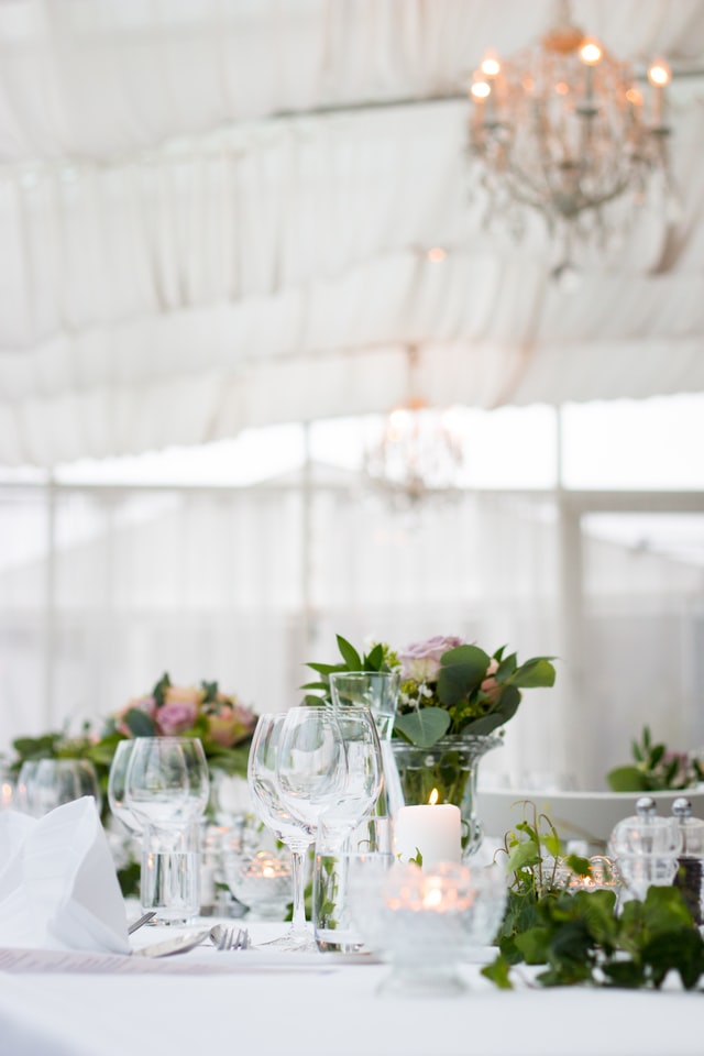 backyard-wedding-marquee