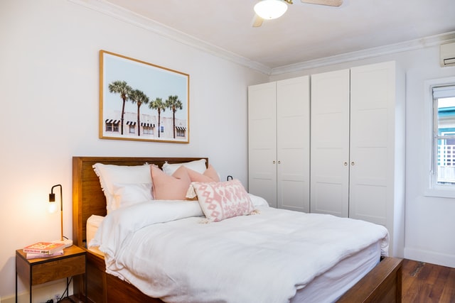 bedroom-storage-wardrobes