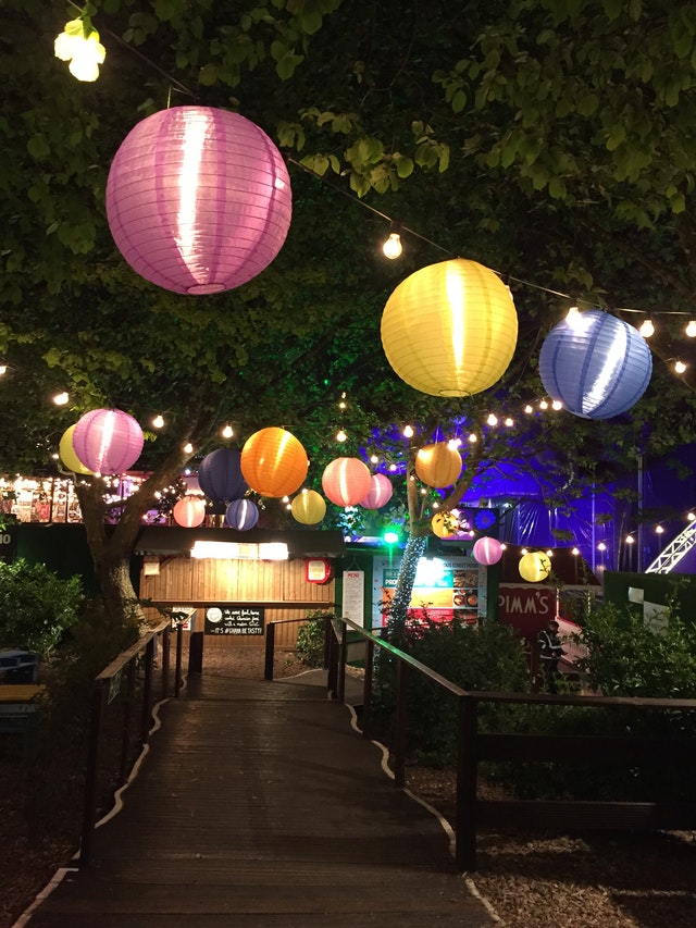 garden party lanterns