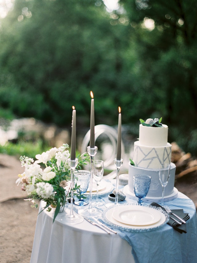 backyard-wedding-setup