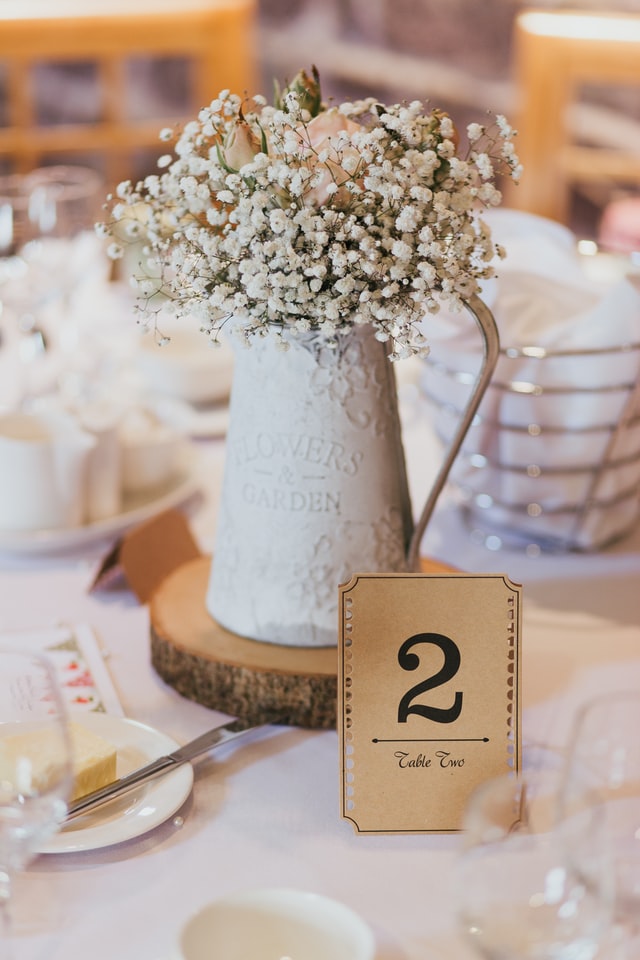 garden party table decorations