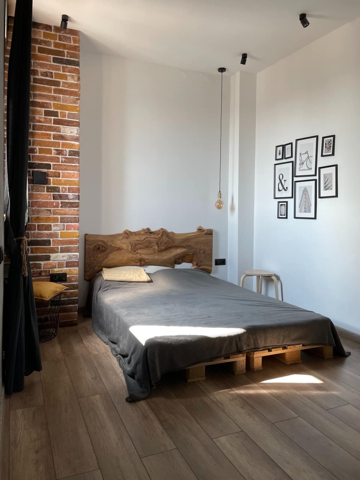 Rustic mid century bedroom