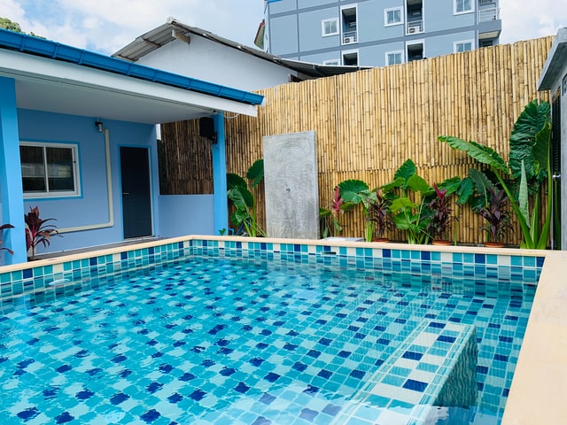 pool-fencing-bamboo