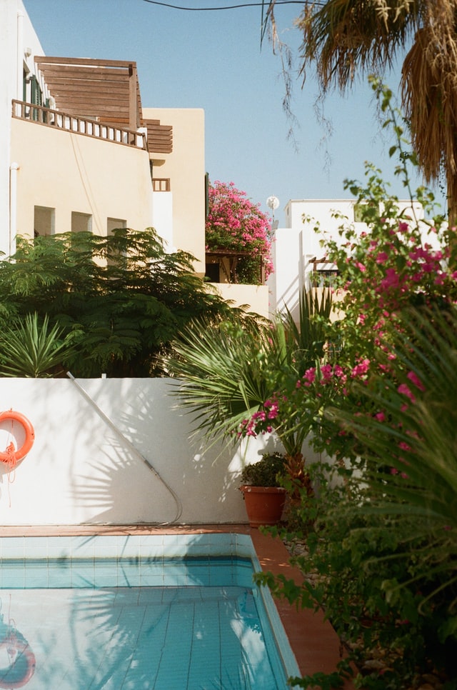 pool-fencing-white-and-flowers