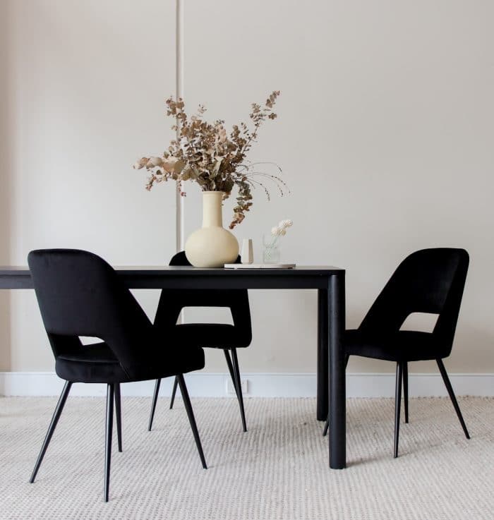 dining-room-black-chairs