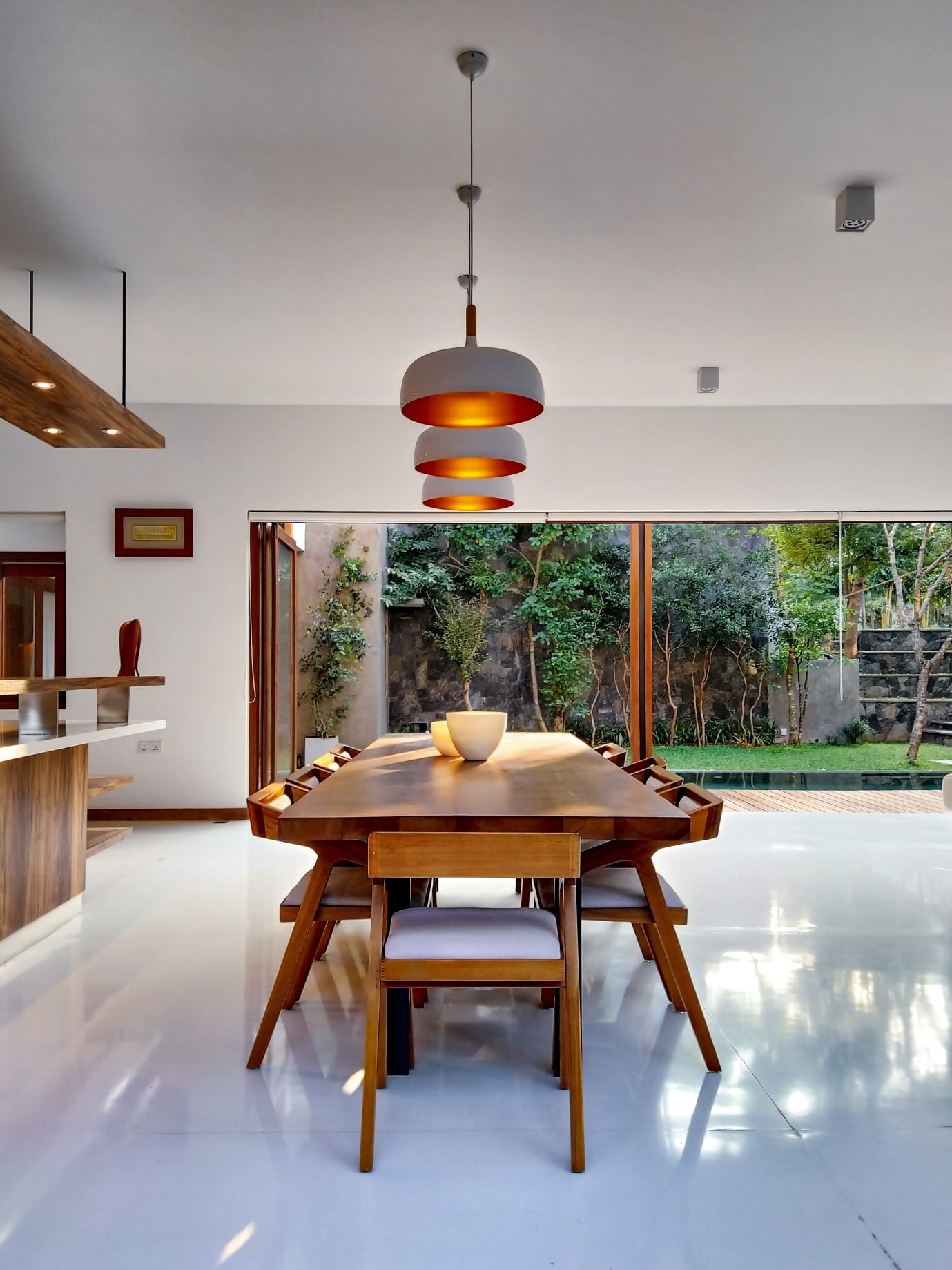 dining-room-modern