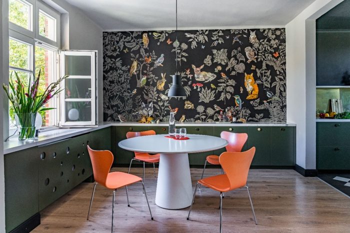 dining-room-wallpaper