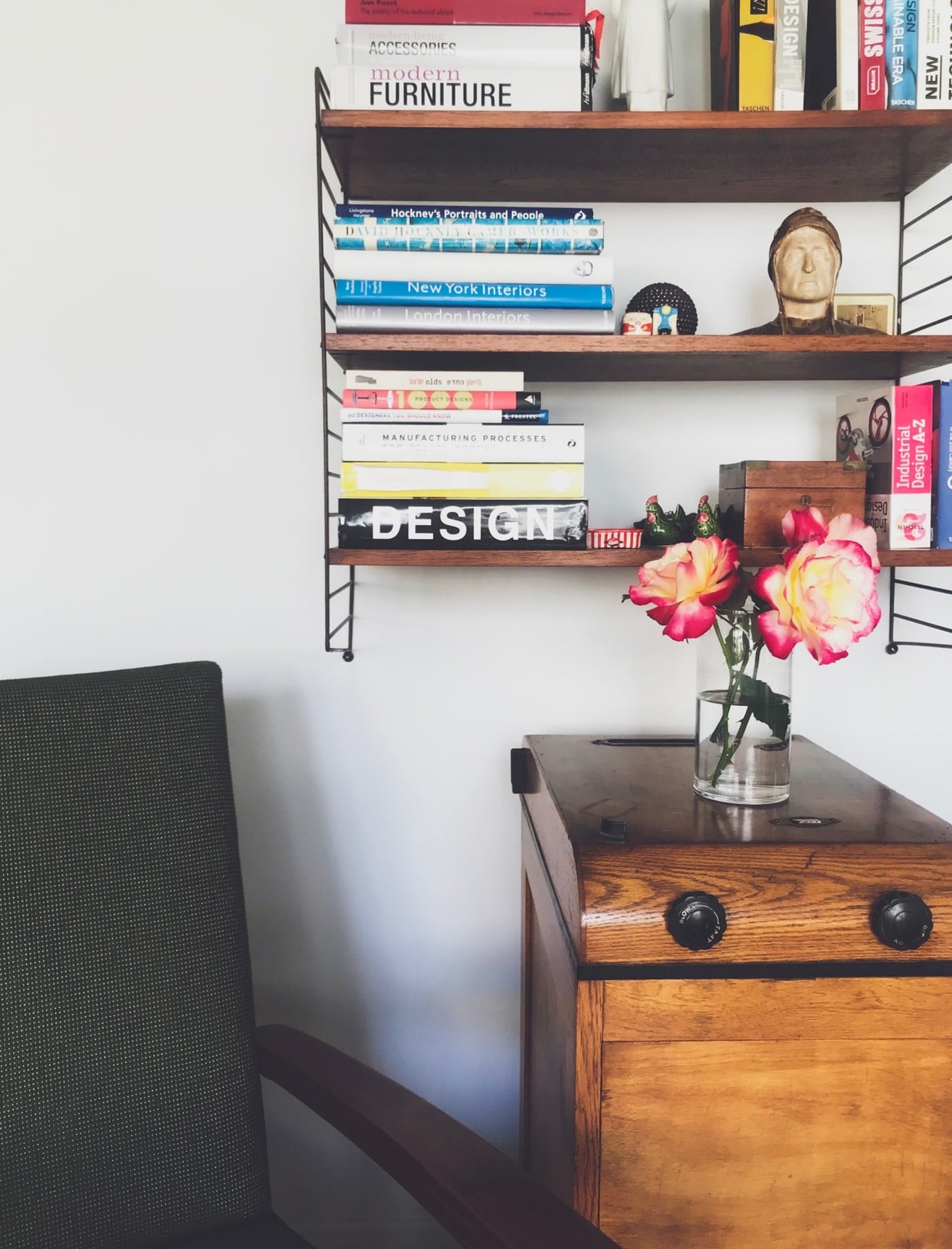 home-library-open-shelving