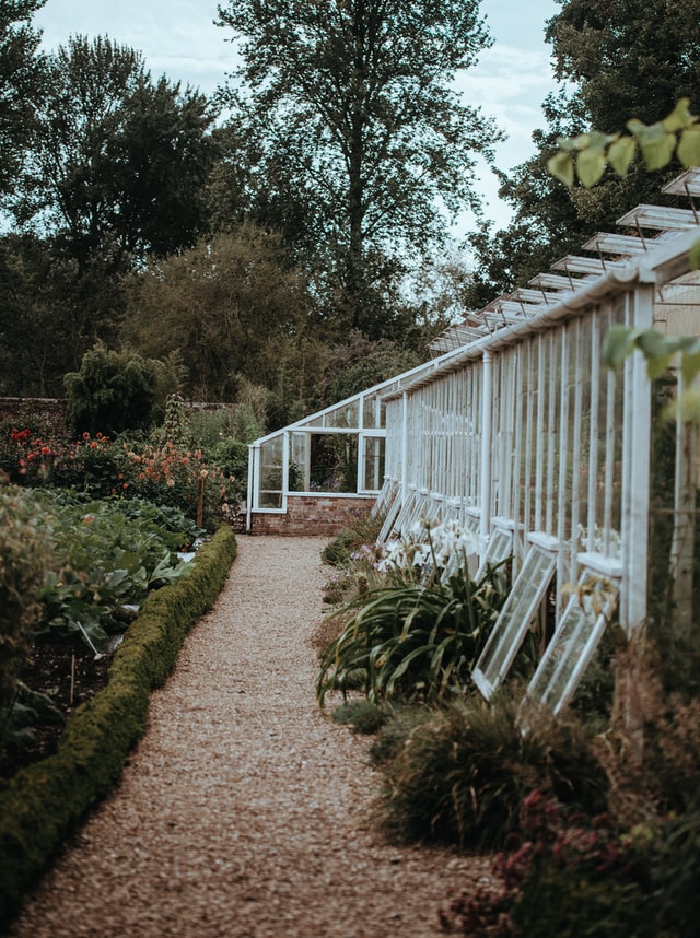 gravel-garden-path