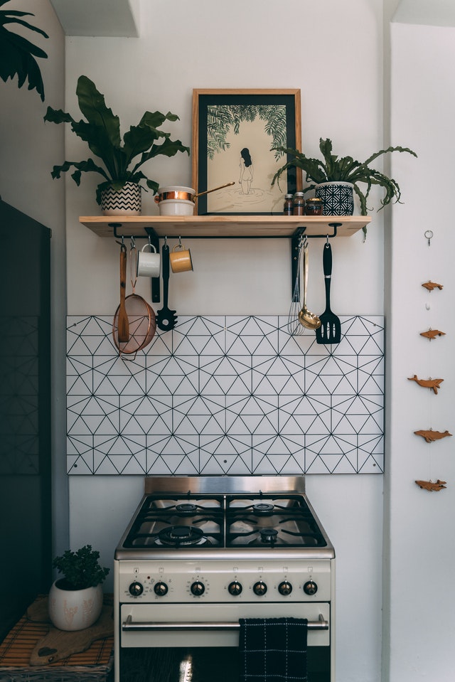 geo tiles in boho kitchen