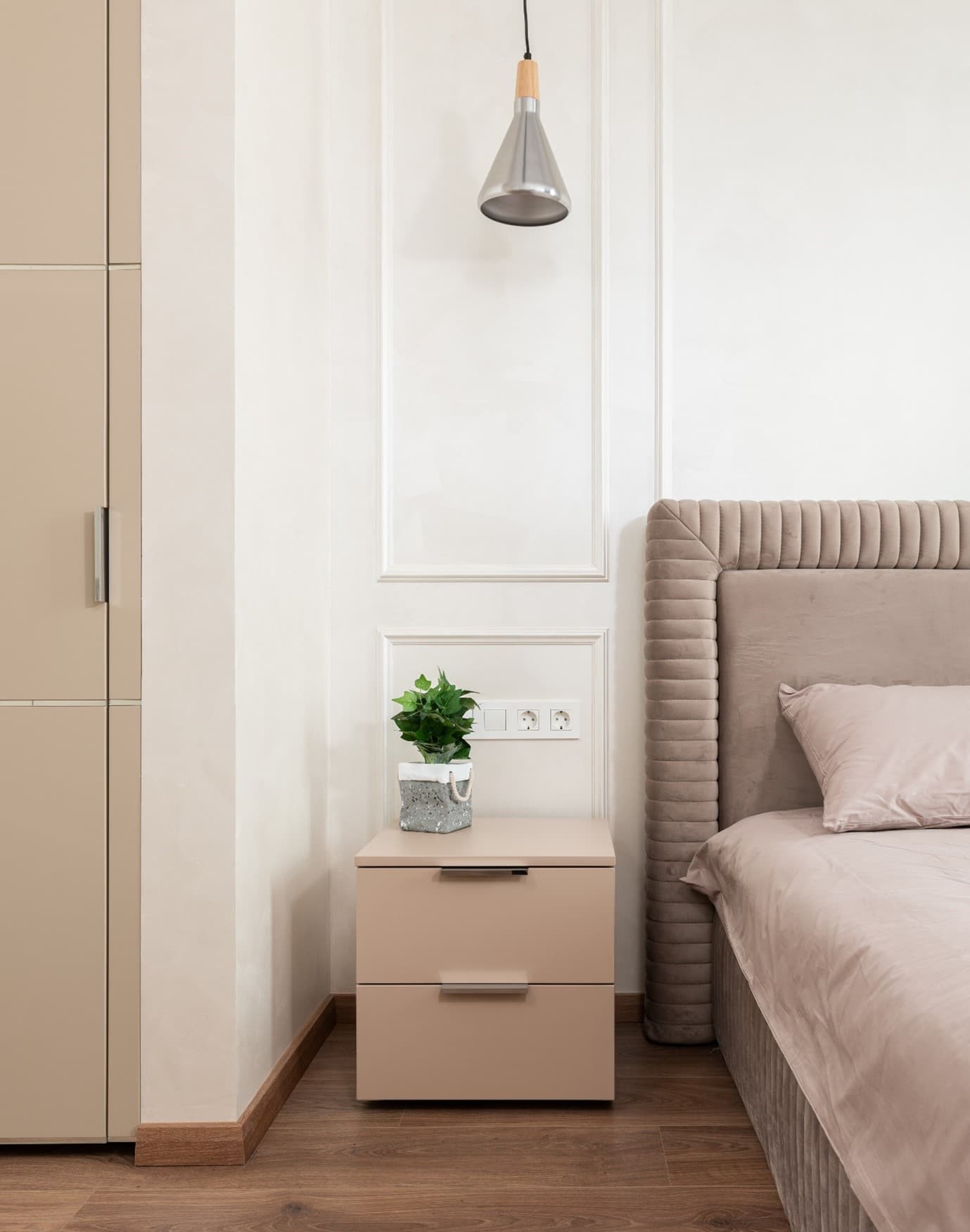 wardrobe-door-ideas-fawn