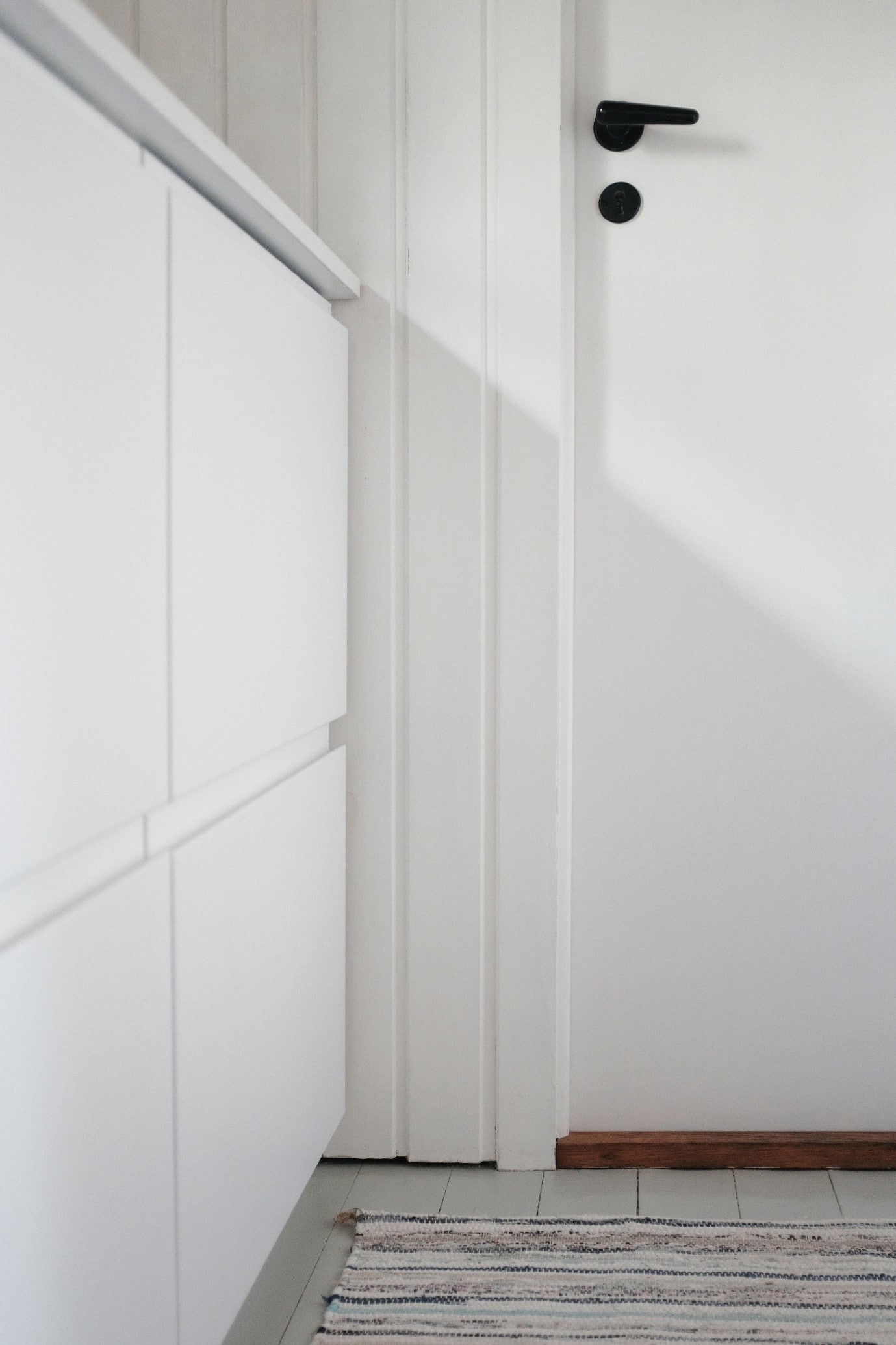 wardrobe-doors-white