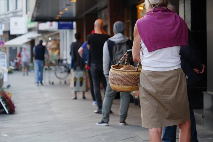 standing in line outside store, easy side hustle for lazy people 