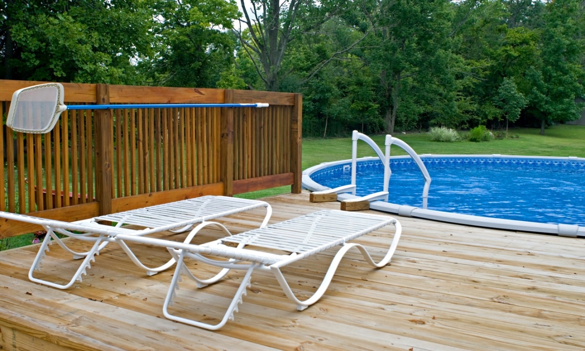 poolside deck with railing